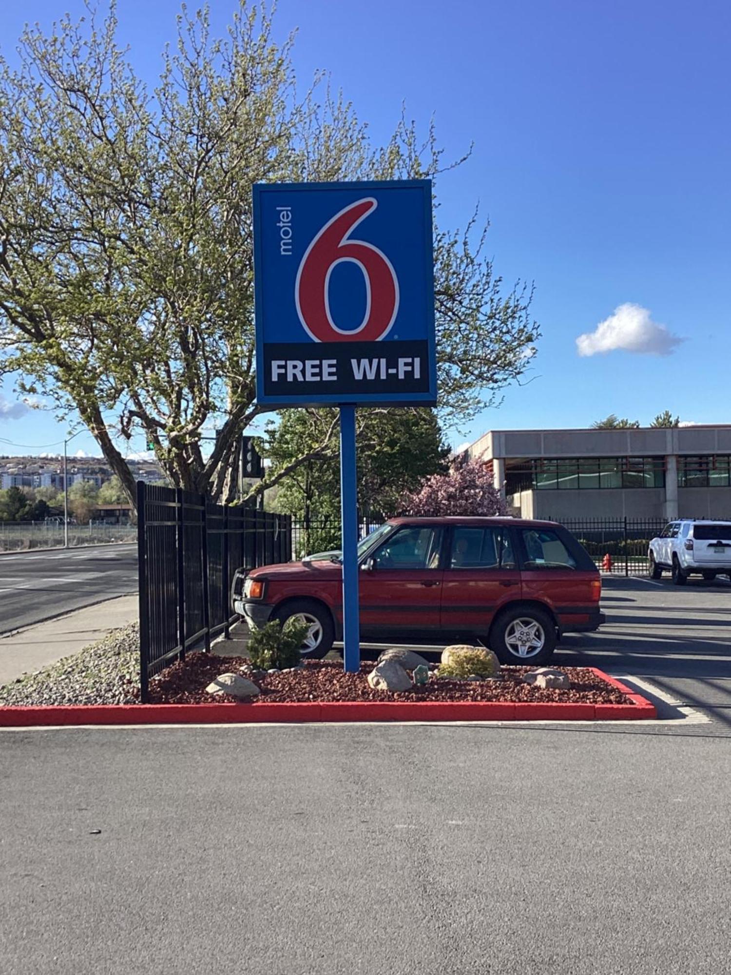 Motel 6-Reno, Nv - Livestock Events Center Extérieur photo